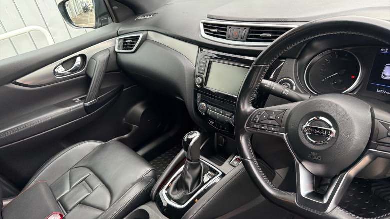 Nissan Qashqai 1.3 DiG-T 160 Tekna+ 5dr DCT Petrol Hatchback